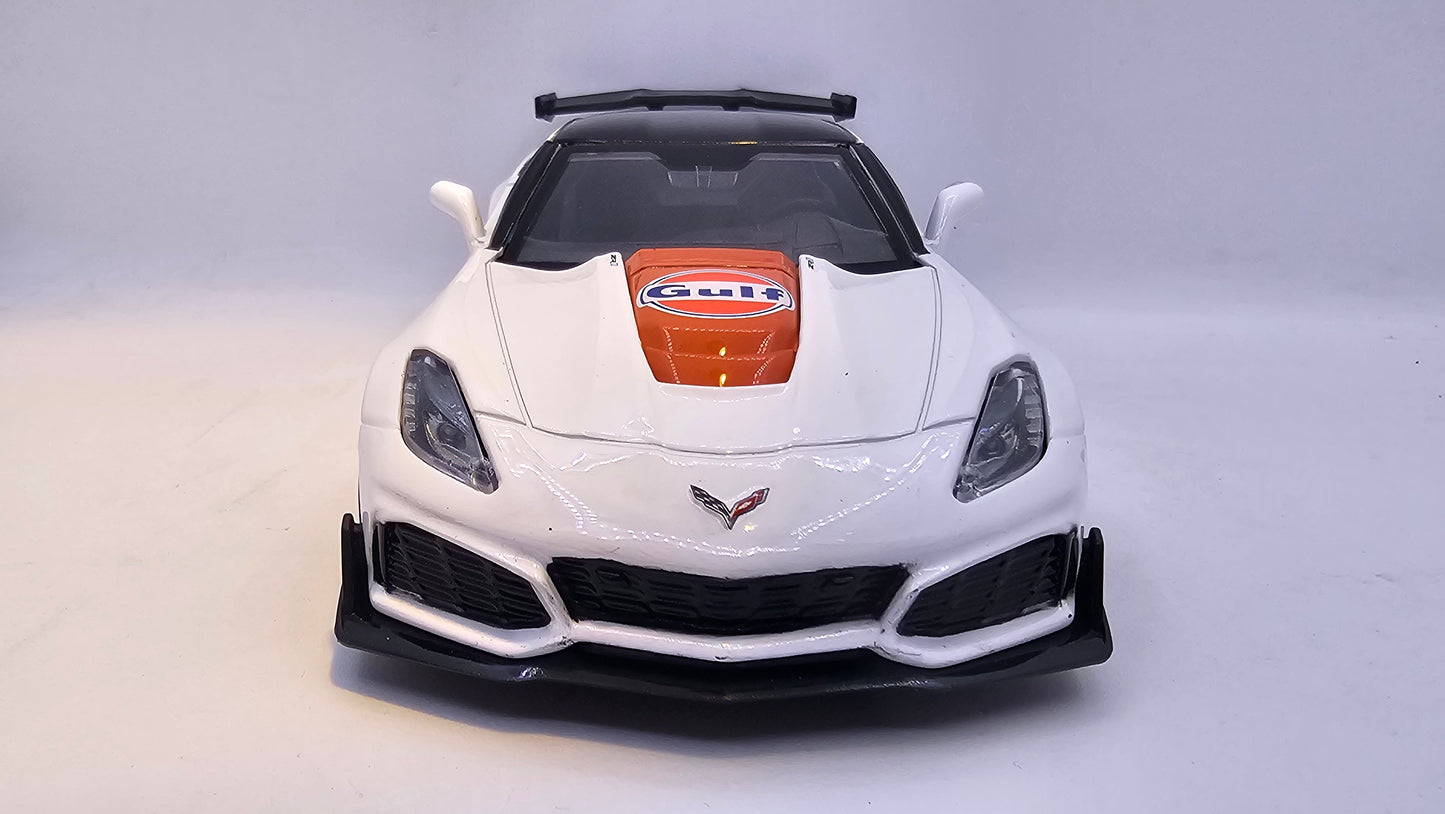 Corvette ZR1 Gulf 2019 - Escala 1/24 - MotorMax - (Sin caja)