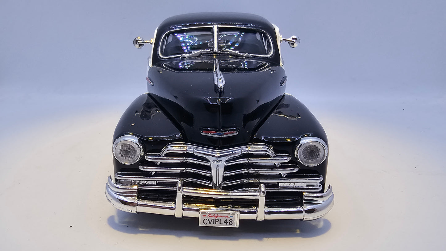 Chevy Aerosedan Fleetline 1948 De Policia - Escala 1/24 - MotorMax - (Sin caja)
