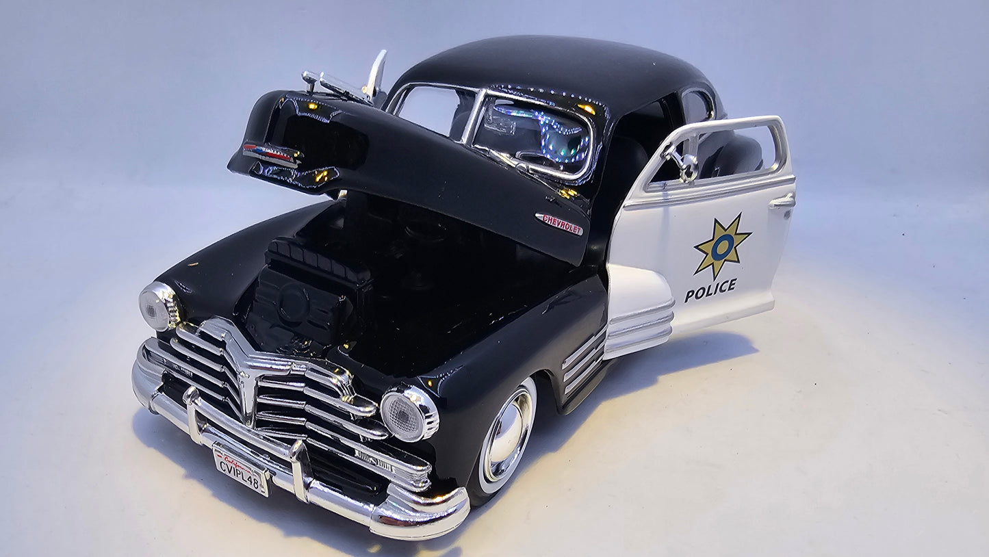 Chevy Aerosedan Fleetline 1948 De Policia - Escala 1/24 - MotorMax - (Sin caja)