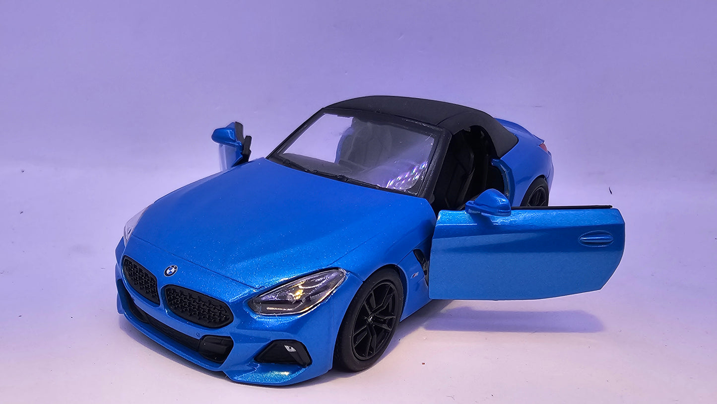 BMW Z4 - Escala 1/34 - Kinsmart - (Sin caja)