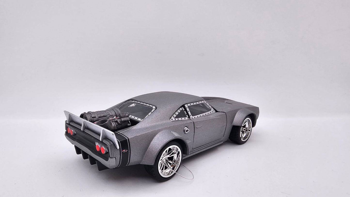 Dodge Ice Charger de Dominic Toretto - "RAPIDOS Y FURIOSOS 8" - Escala 1/32 - Jada