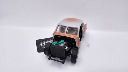 Chevy Fleetline 1951 de Dominic Toretto - "RAPIDOS Y FURIOSOS 8" - Escala 1/32 - Jada