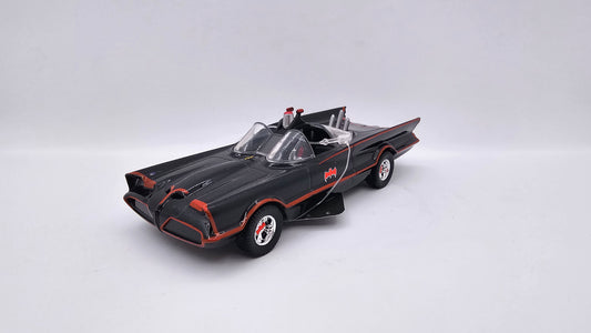 Auto Batimovil de la Serie de 1966 Escala 1/32 Marca JADA