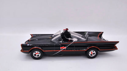Auto Batimovil de la Serie de 1966 Escala 1/32 Marca JADA