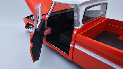 Chevy C10 Fleetside 1966 Custom - Escala 1/24 - Motormax (sin caja)