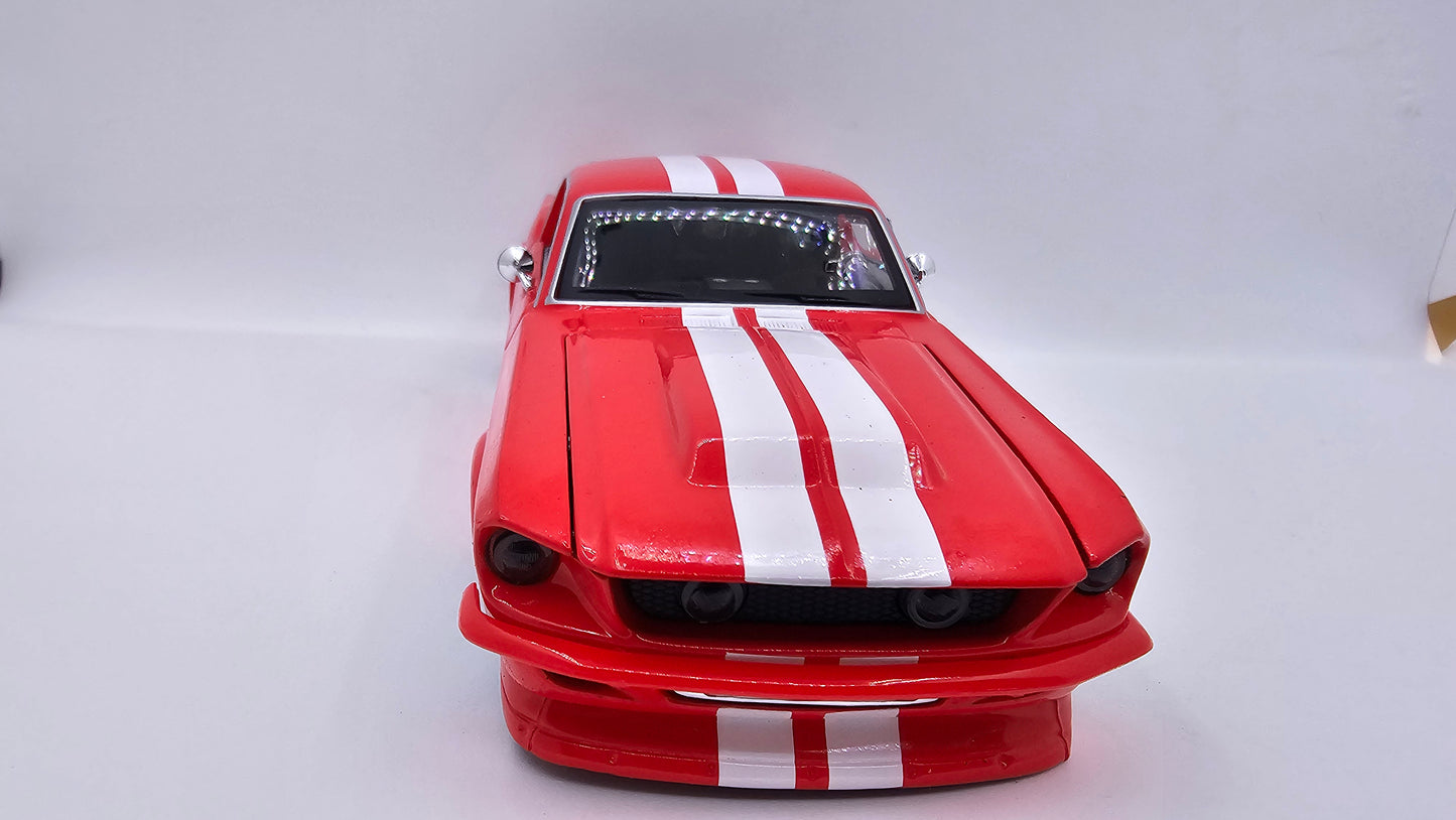 Ford Mustang GT 1967 Custom - Escala 1/24 - Maisto (sin caja)