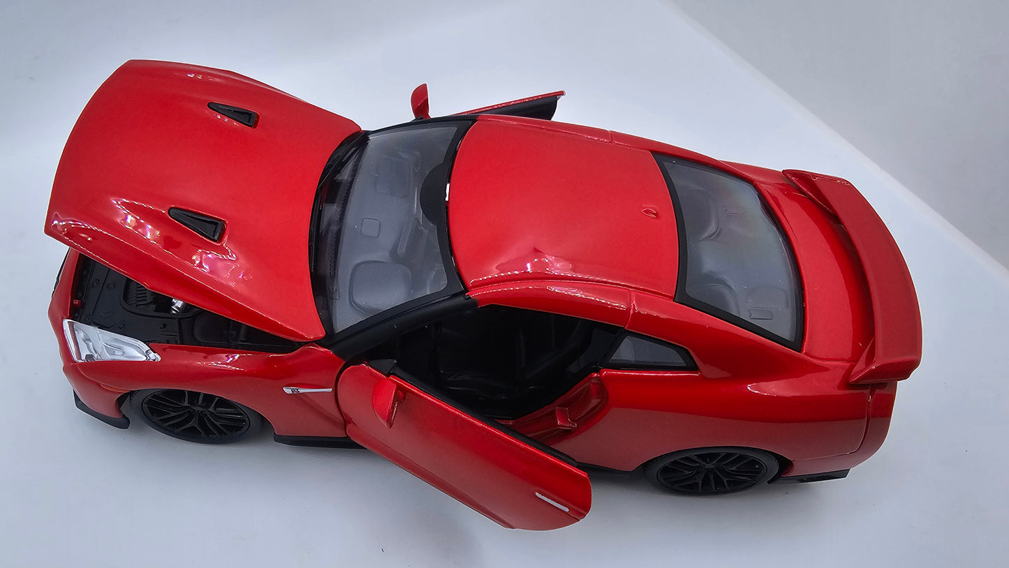 Nissan GT-R 2017 - Escala 1/24 - BURAGO (sin caja)