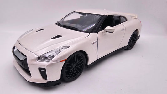 Nissan GT-R 2017 - Escala 1/24 - BURAGO (sin caja)