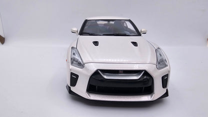 Nissan GT-R 2017 - Escala 1/24 - BURAGO (sin caja)