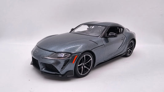 Toyota GR SUPRA - Escala 1/24 - Maisto (sin caja)
