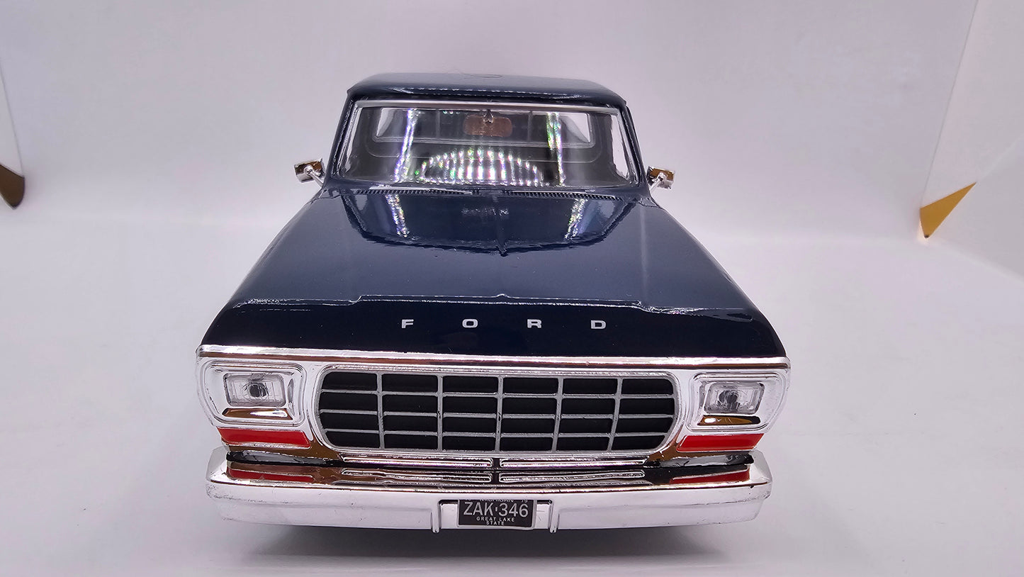 Ford F-150 1979 Custom - Escala 1/24 - Motormax (sin caja)