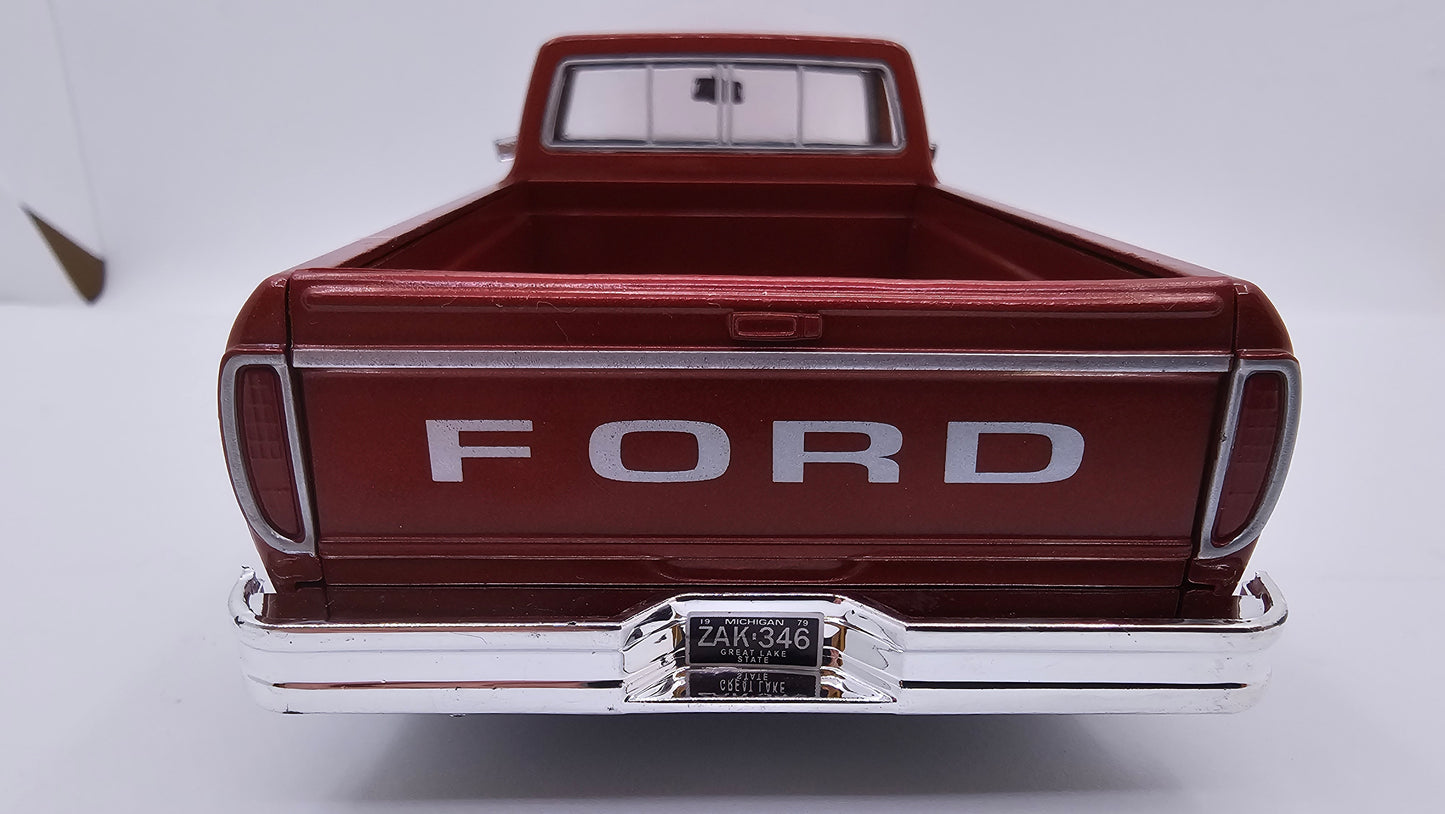 Ford F-150 1979 Custom - Escala 1/24 - Motormax (sin caja)