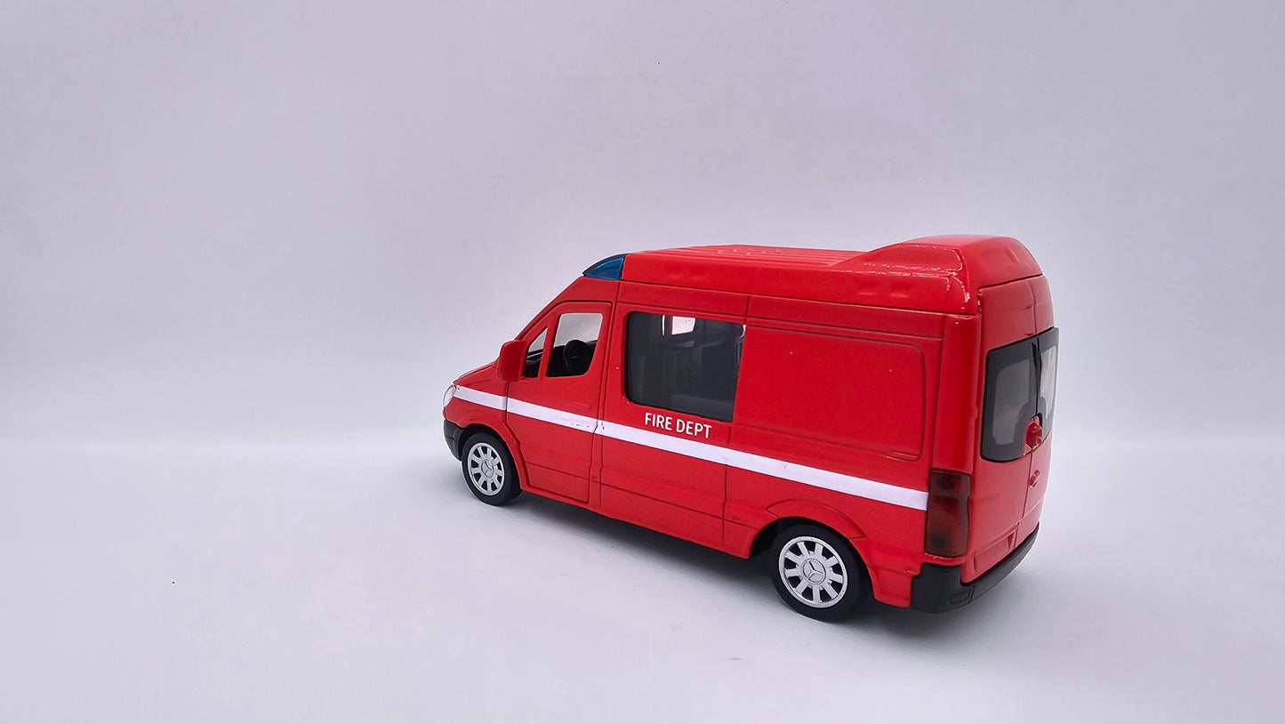 Mercedes Benz Sprinter Ambulancia - Policía - Bomberos - Escala 1/53