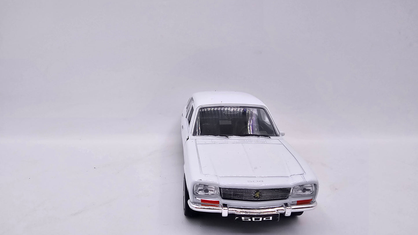 Peugeot 504 1975 - Escala 1/36 - Welly