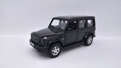 Mercedes Benz G63 AMG - Escala 1/36 - RMZ
