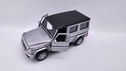Mercedes Benz G63 AMG - Escala 1/36 - RMZ