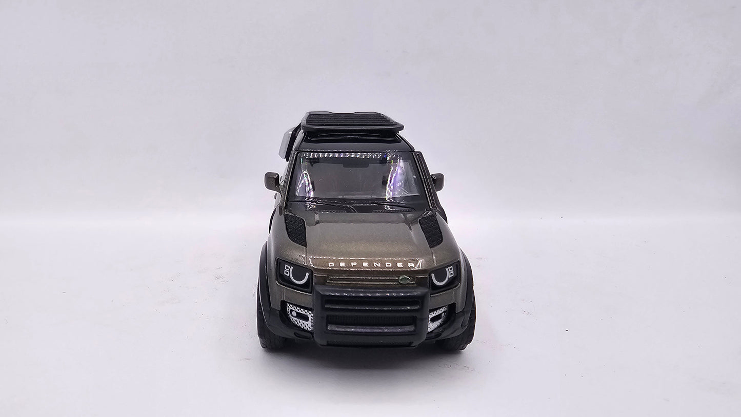 Land Rover Defender 110 - Escala 1/44 - RMZ