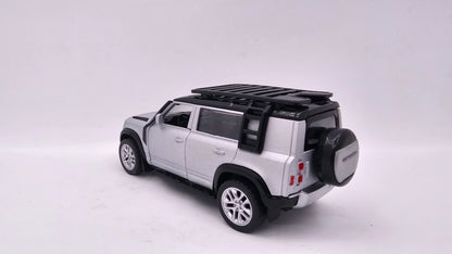 Land Rover Defender 110 - Escala 1/44 - RMZ