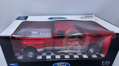 Ford F350 Super Duty - Escala 1/32 - NewRay