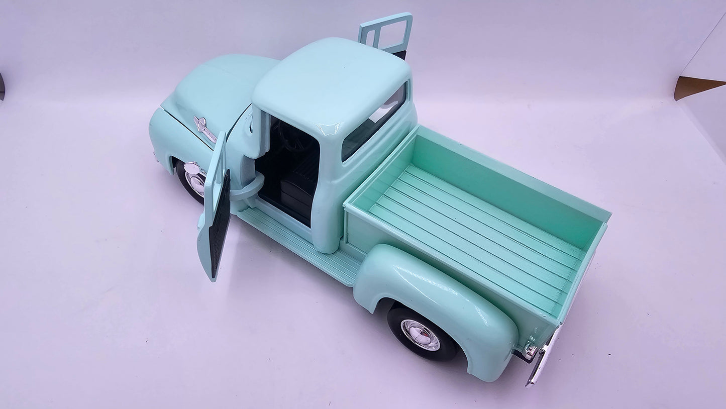 Ford F-100 1955/56 - Escala 1/24 - Motormax (sin caja)