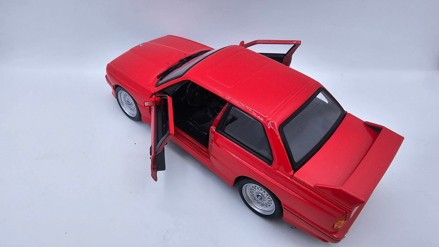 BMW Serie 3 M3 (E30) 1988 - Escala 1/24 - BURAGO (sin caja)