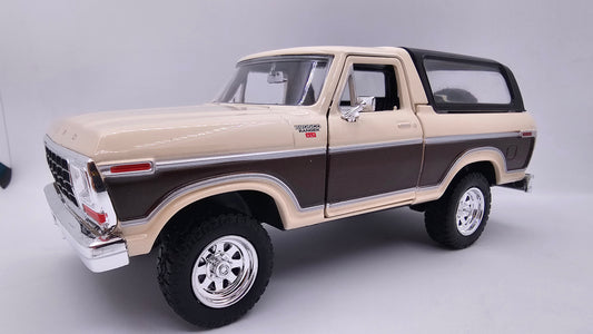 Ford Bronco 1978 - Escala 1/24 - Motormax (sin caja)