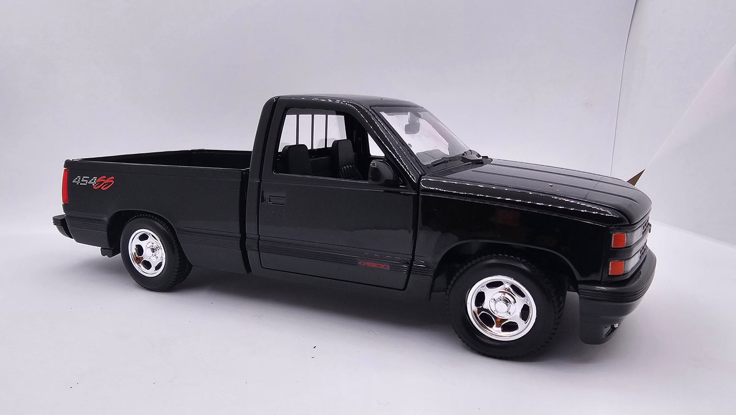 Chevrolet Silverado 454 SS Pick-Up - Escala 1/24 - Maisto (sin caja)