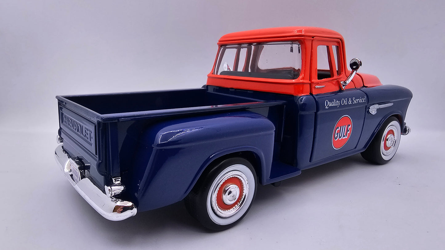 Chevrolet Pick Up 1955 GULF - Escala 1/24 - Motormax (sin caja)