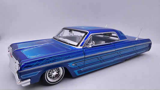 Chevrolet Impala SS 1964 Low Rider - Escala 1/24 - Maisto (sin caja)