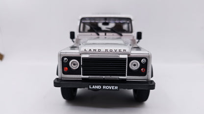 Land Rover Defender - Escala 1/24 - Welly (sin caja)