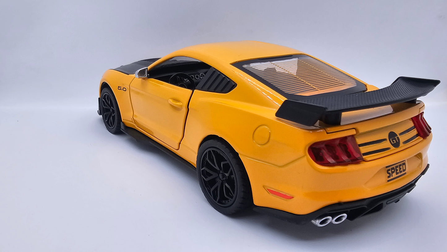 Ford Mustang GT500 5.0 2020 - Escala 1/24 - Con Luces y Sonido (sin caja)