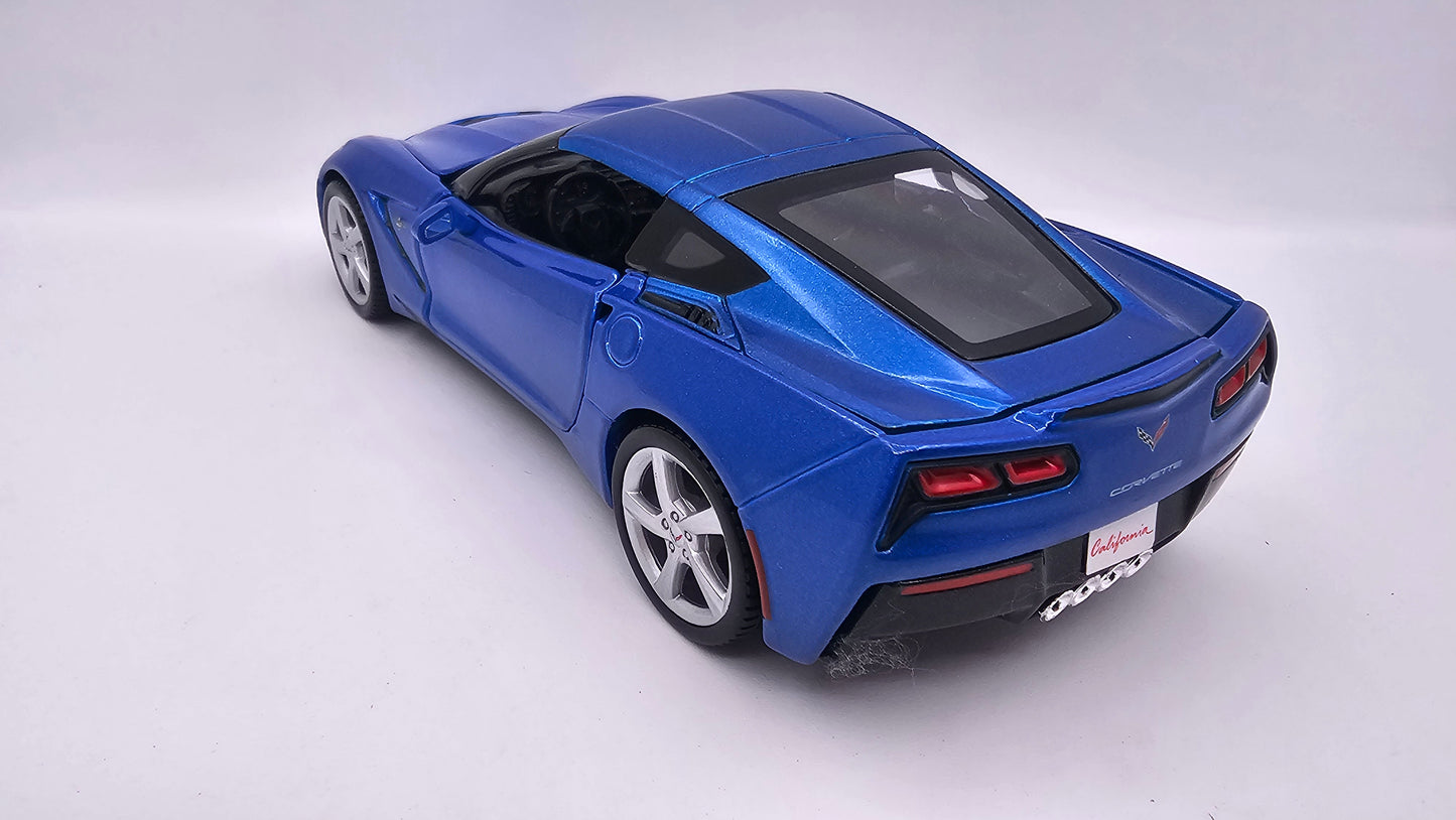 Chevrolet Corvette Stingray 2014 - Escala 1/24 - Maisto (sin caja)