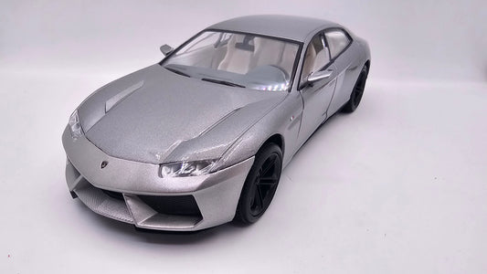 Lamborghini Estoque - Escala 1/24 - Motor Max (sin caja)