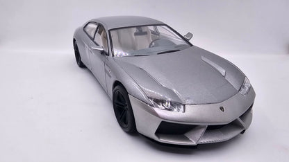 Lamborghini Estoque - Escala 1/24 - Motor Max (sin caja)