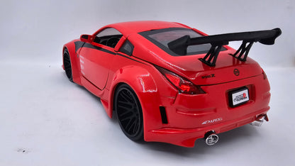 Nissan 350Z (Z33) 2003 - Escala 1/24 - Jada (sin caja)