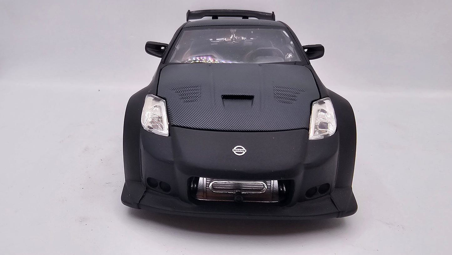 Nissan 350Z (Z33) 2003 - Escala 1/24 - Jada (sin caja)