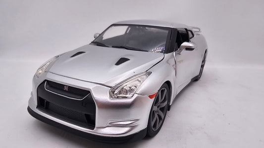 Nissan GT-R (R35) 2009 de Brian - "RAPIDO Y FURIOSO" - Escala 1/24 - Jada (sin caja)