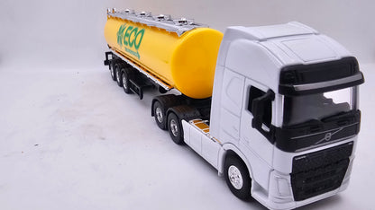 Camion Cisterna Volvo FH 600 -  Escala 1/64 - Welly - (Sin Caja)