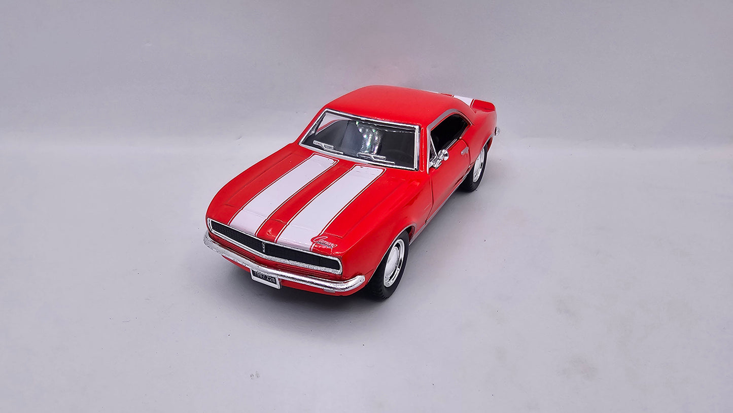 Chevrolet Camaro Z-28 1967- Escala 1/37 - Kinsmart - (Sin caja)