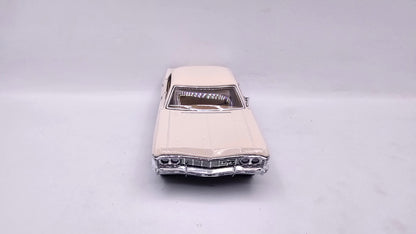 Chevrolet Impala 1967- Escala 1/43 - Kinsmart - (Sin caja)