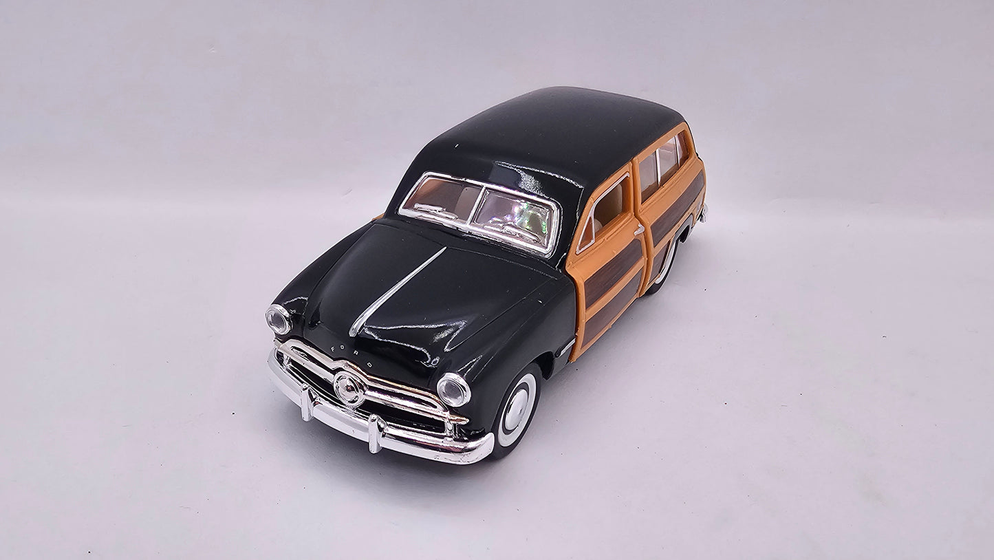 Ford Woody Wagon 1949 - Escala 1/40- Kinsmart - (Sin caja)