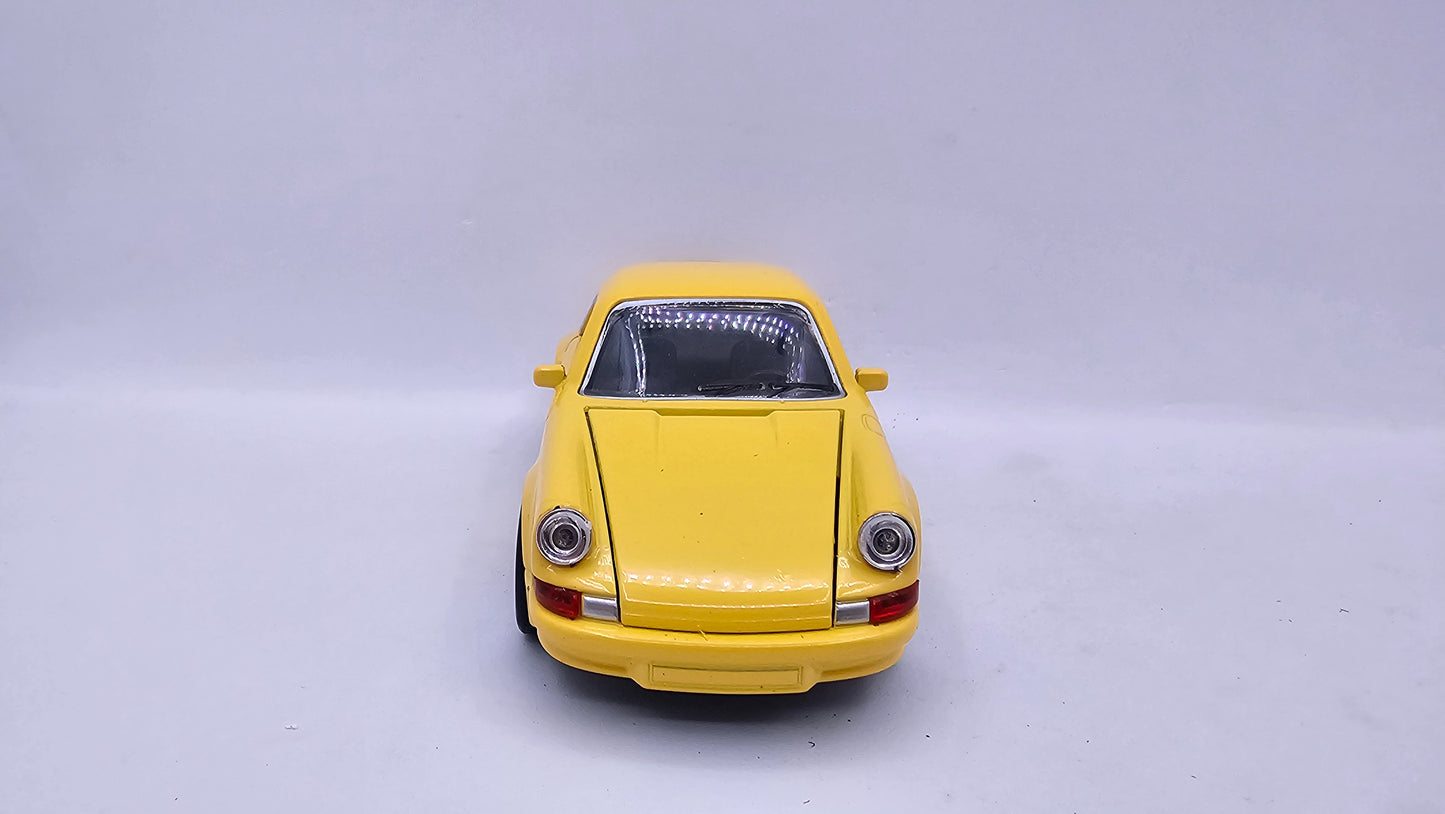 Porsche 911 - Escala 1/36 - Con Luces y Sonidos - Kingstoy - (Sin caja)