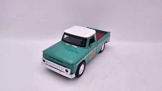 Chevrolet C10 Fleetside 1966 - Escala 1/44 - Con Luces y Sonidos - Kingstoy - (Sin caja)