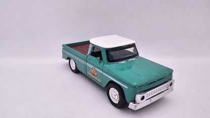 Chevrolet C10 Fleetside 1966 - Escala 1/44 - Con Luces y Sonidos - Kingstoy - (Sin caja)