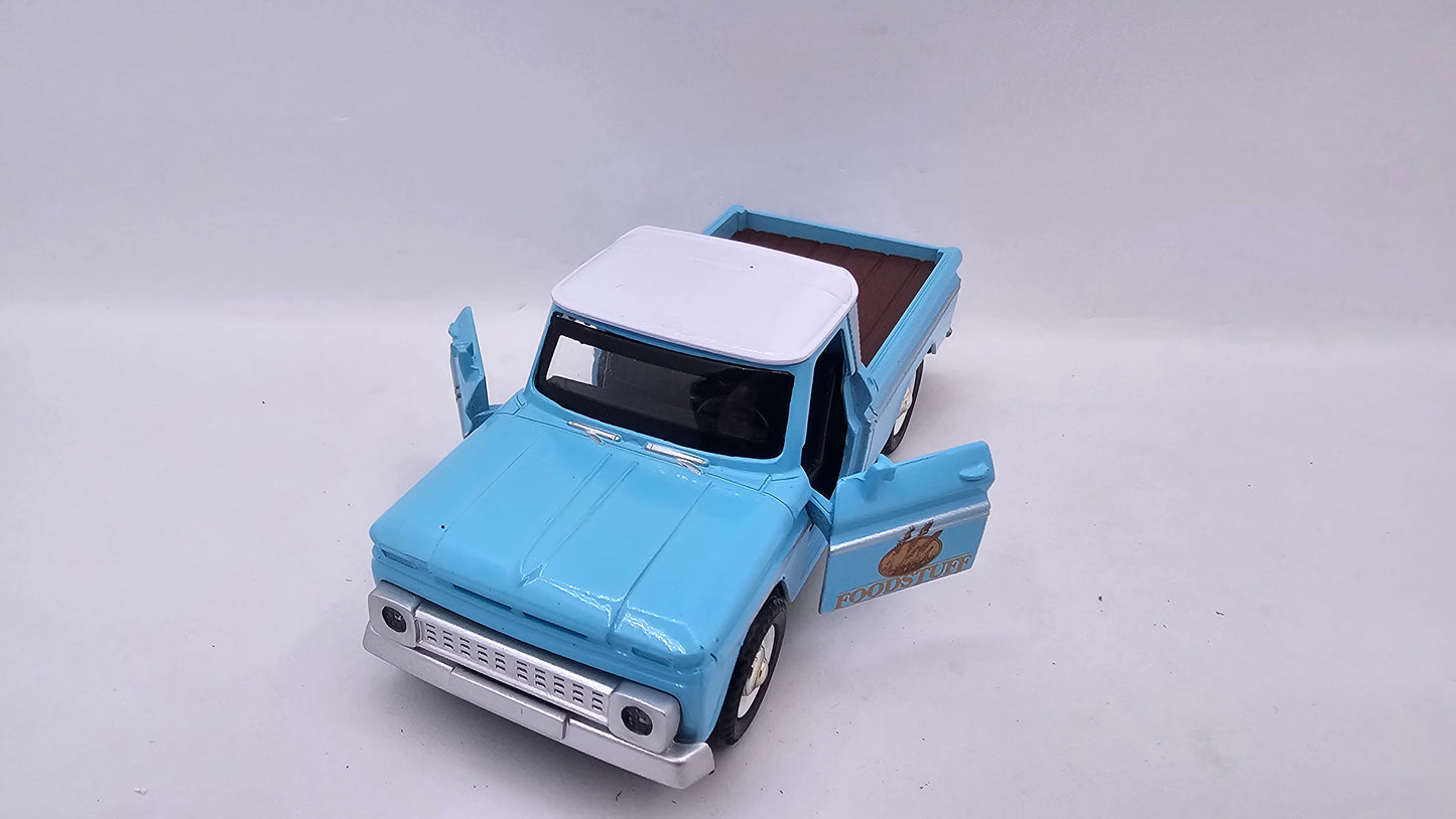 Chevrolet C10 Fleetside 1966 - Escala 1/44 - Con Luces y Sonidos - Kingstoy - (Sin caja)