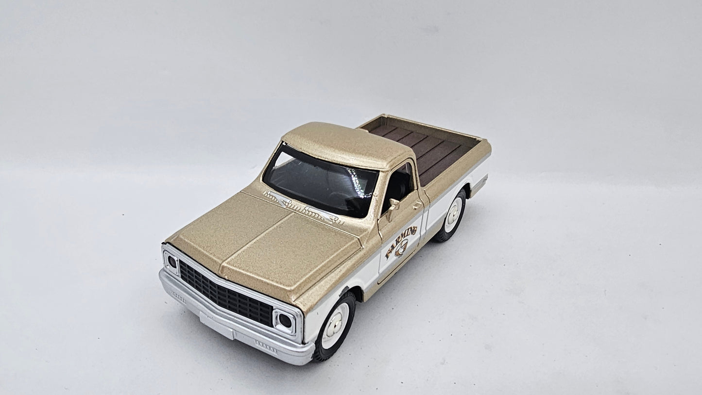 Chevrolet C10 - Escala 1/44 - Con Luces y Sonidos - Kingstoy - (Sin caja)