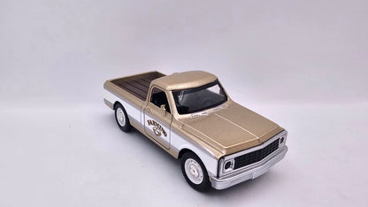 Chevrolet C10 - Escala 1/44 - Con Luces y Sonidos - Kingstoy - (Sin caja)
