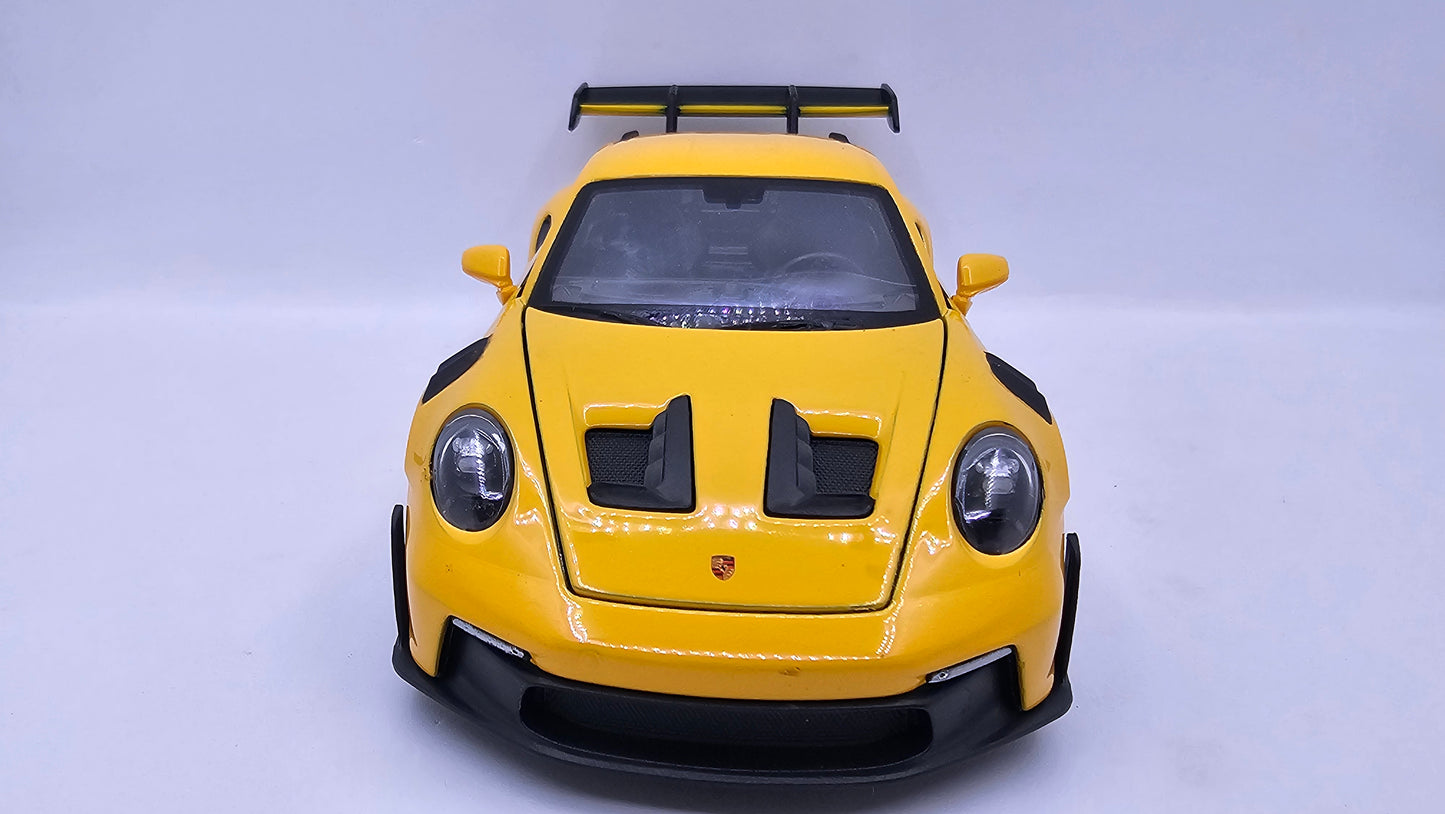 Porsche 911 GT3 RS (992) - Escala 1/24 - Welly - (Sin caja)