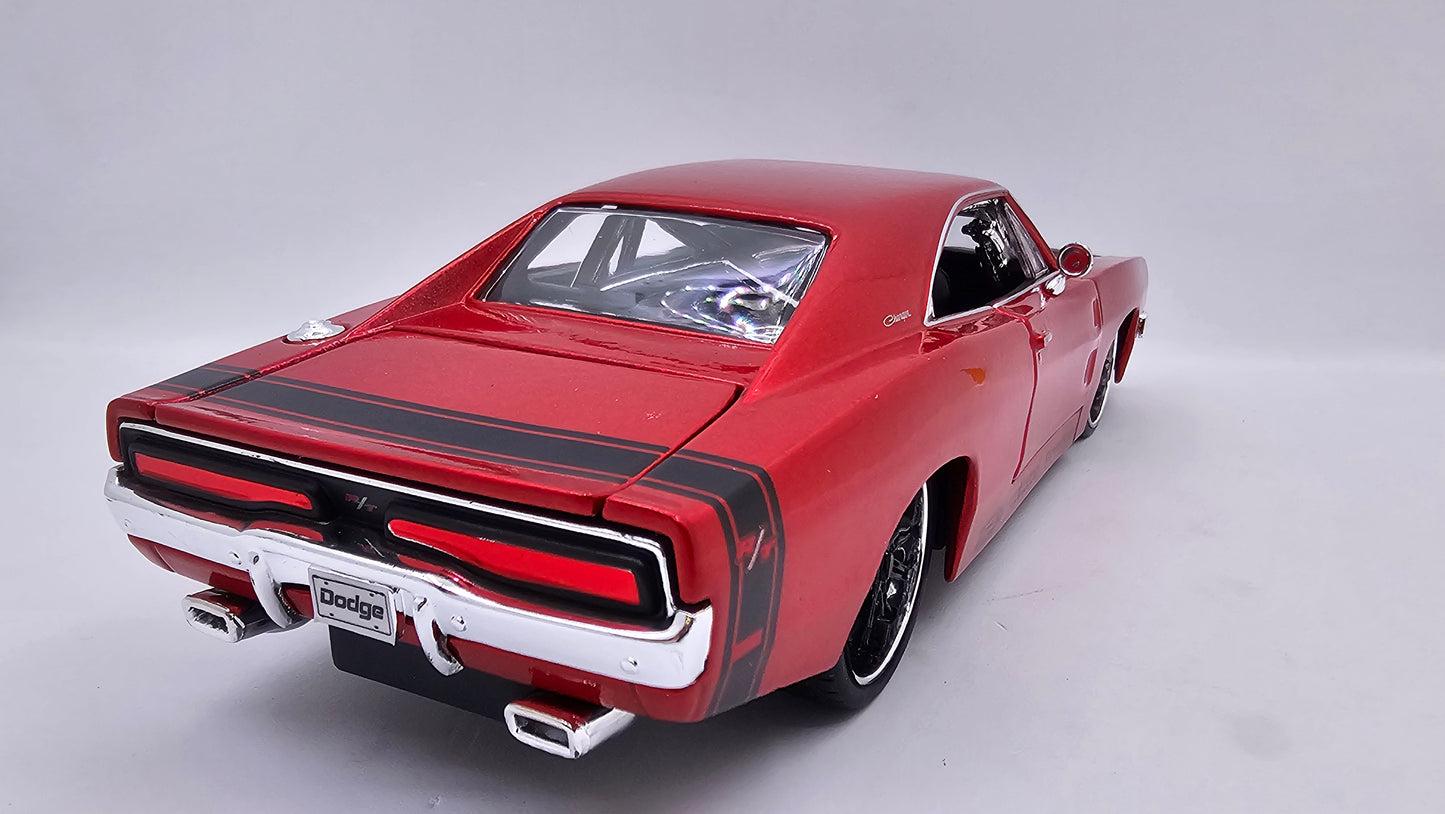Dodge Charger R/T 1969 Custom - Escala 1/24 - Maisto - (Sin caja)