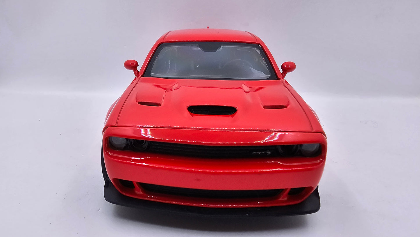 Dodge Challenger SRT Hellcat 2018 - Escala 1/24 - MotorMax - (Sin caja)